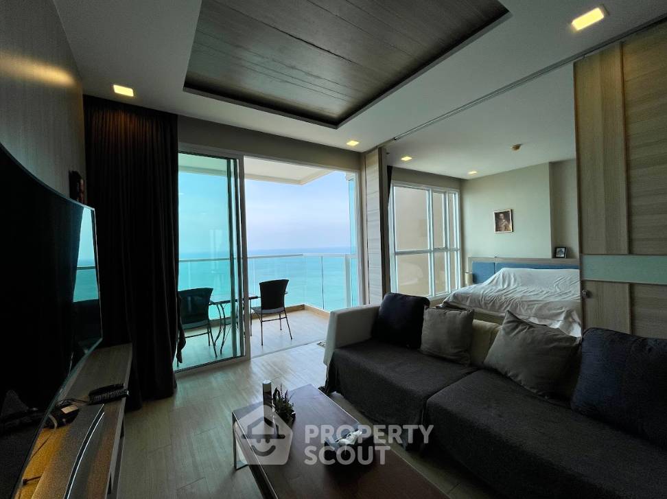 picture 1-BR Condo at Cetus Beachfront close to Jomtien Beach (ID 1104048) - 1/5