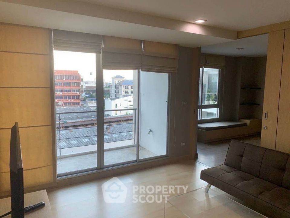 picture 1-BR Condo at Tree Condo Luxe near BTS On Nut (ID 1540316) - 2/12