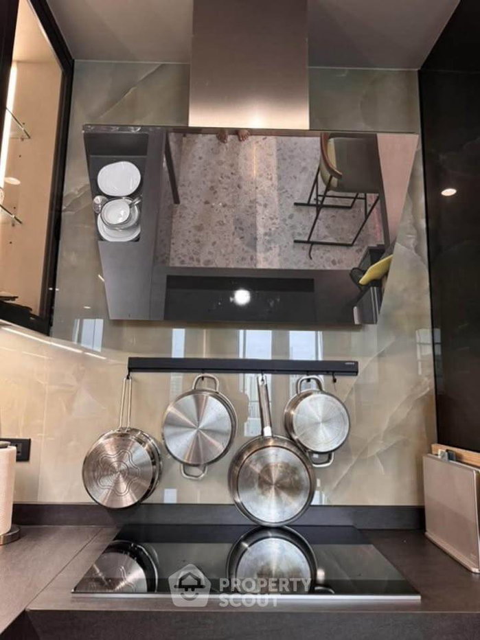 picture 1-BR Condo at Noble Ploenchit near BTS Phloen Chit (ID 2556315) - 6/12