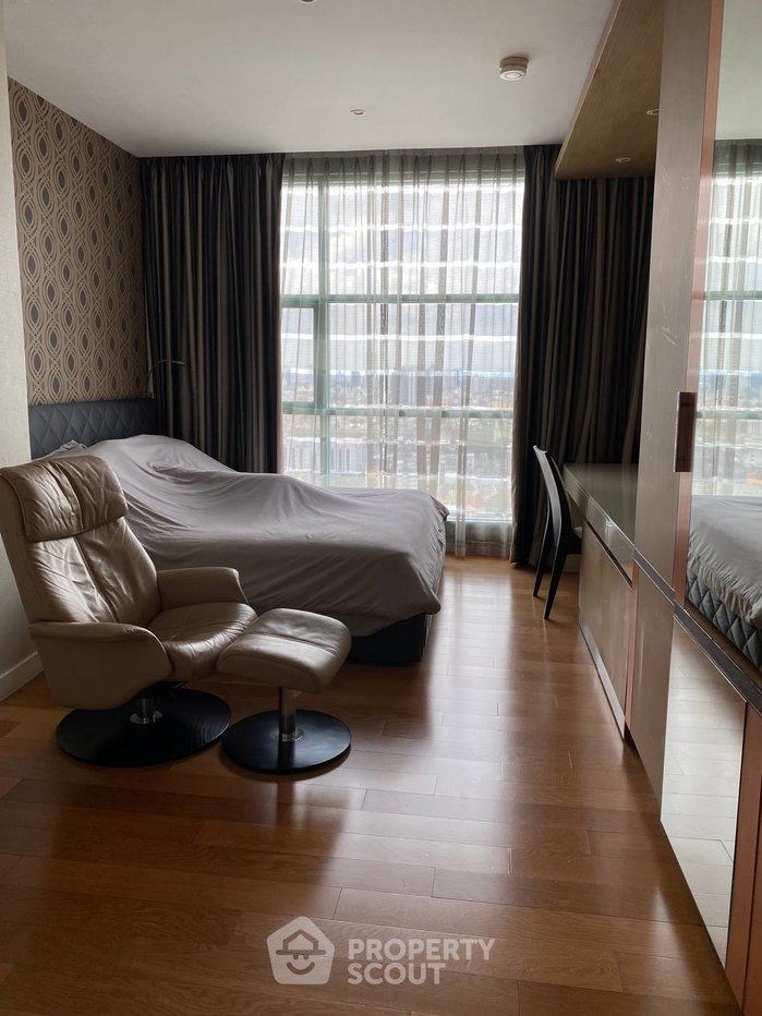 picture 2-BR Condo at Chatrium Riverside Condominium near BTS Saphan Taksin (ID 590938) - 10/19