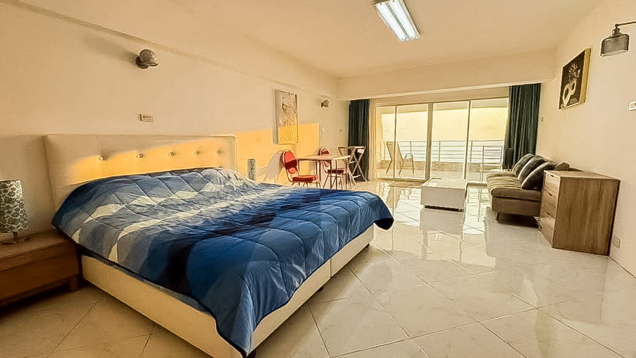 picture Metro Jomtien Condotel Studio Condo for Sale Sea View - 2/6