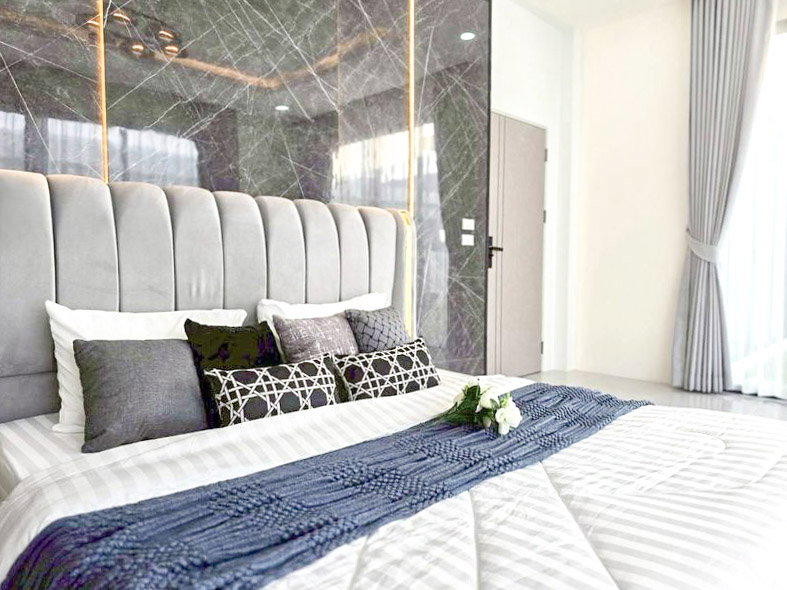 picture Modern Luxury Single House for Sale East Pattaya - 7/13
