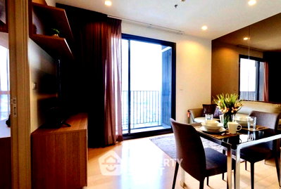 คอนโดให้เช่า : คอนโด 1-ห้องนอน ที่ เอช คิว ทองหล่อ ใกล้ BTS ทองหล่อ (ID 2089771)