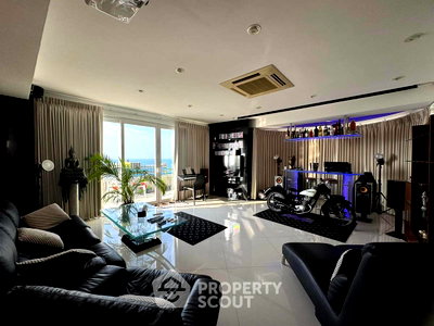 ขายคอนโด : คอนโด 2 ห้องนอน 350 ตร.ม. ขาย ที่ The Peak Towers พราตำมะนัค (ID 1991451)