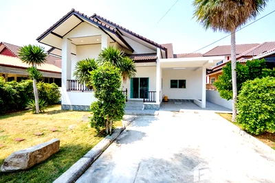 Houses for sale Hua Hin Prachaubkirikhan : 3 Bedroom House for sale in Hua Hin City, Prachuap Khiri Khan  6415129