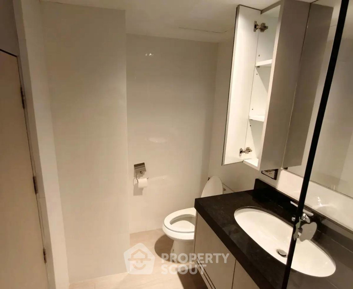picture 2-BR Condo at Villa Bajaj near MRT Sukhumvit (ID 2828417) - 7/11