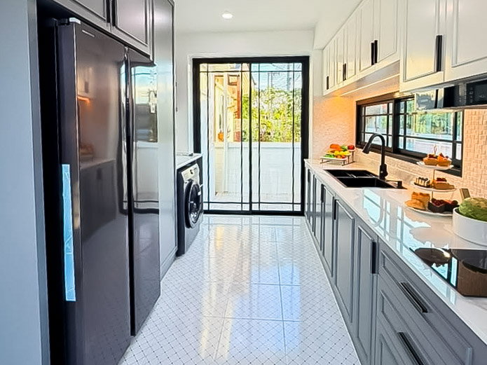 picture Corner Pool Villa for Sale Nong Prue East Pattaya - 14/25