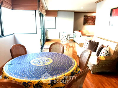 Condos for rent : 34th-Floor 3-BR 220 Sqm Condo At Sathorn Gardens, Near MRT Silom (ID 2884960)