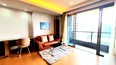 Condos for rent : 2-BR Condo At The Lumpini 24, 12th-Floor Near BTS Phrom Phong (ID 1737366)