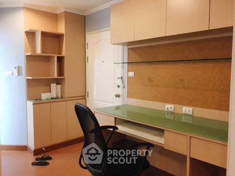 High-Floor 1-BR 44 Sqm For Sale, Lumpini Condo Town North Pattaya-Sukumvit (ID 2136839)