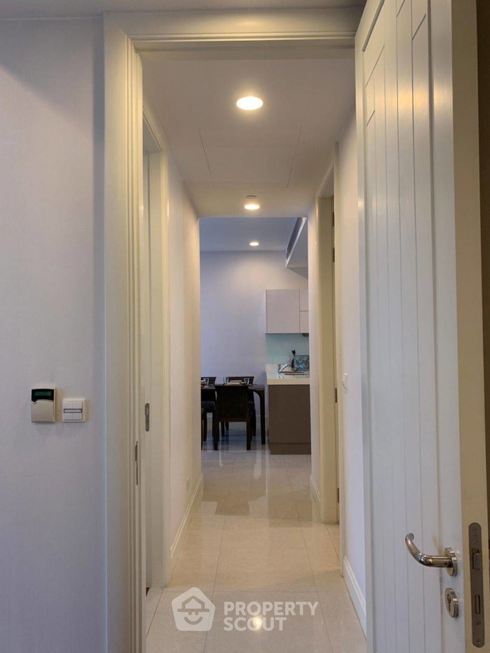 รูป คอนโด 2-ห้องนอน ที่ คิว หลังสวน ใกล้ BTS ราชดำริ (ID 2501392) - รูปที่ 2/20
