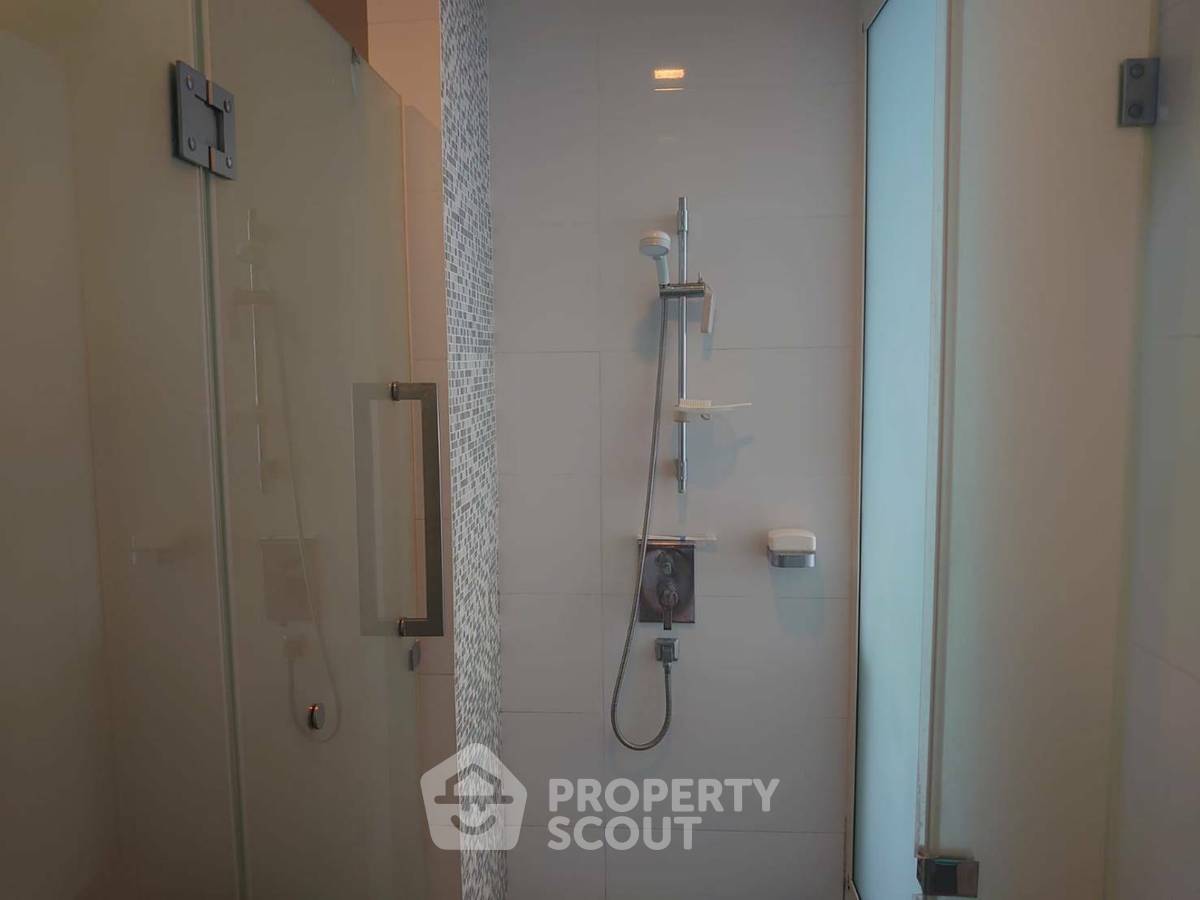 picture 1-BR Condo at A Space Asoke-Ratchada near MRT Phra Ram 9 (ID 362941) - 5/6