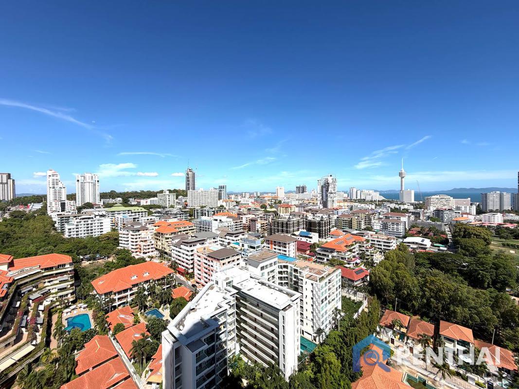 picture Condo with Stunning Views at an Amazing Price - 4/17