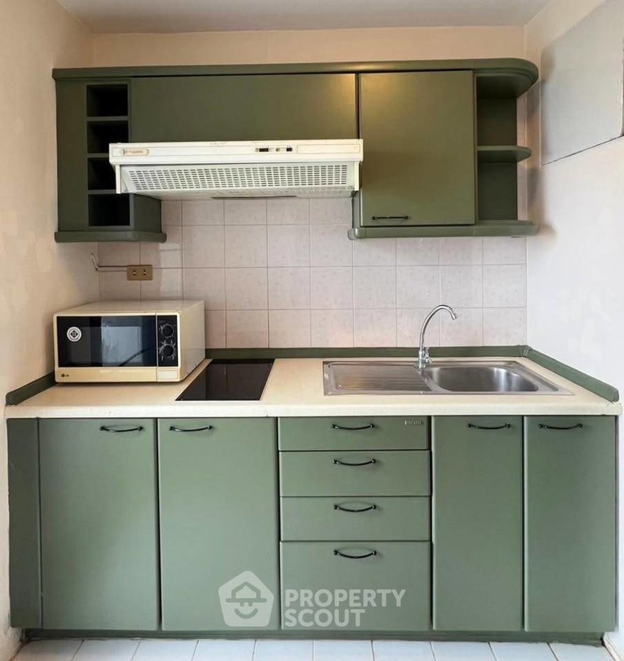picture 2-BR Condo at Icon 3 Condominium close to Thong Lo (ID 2409185) - 7/9