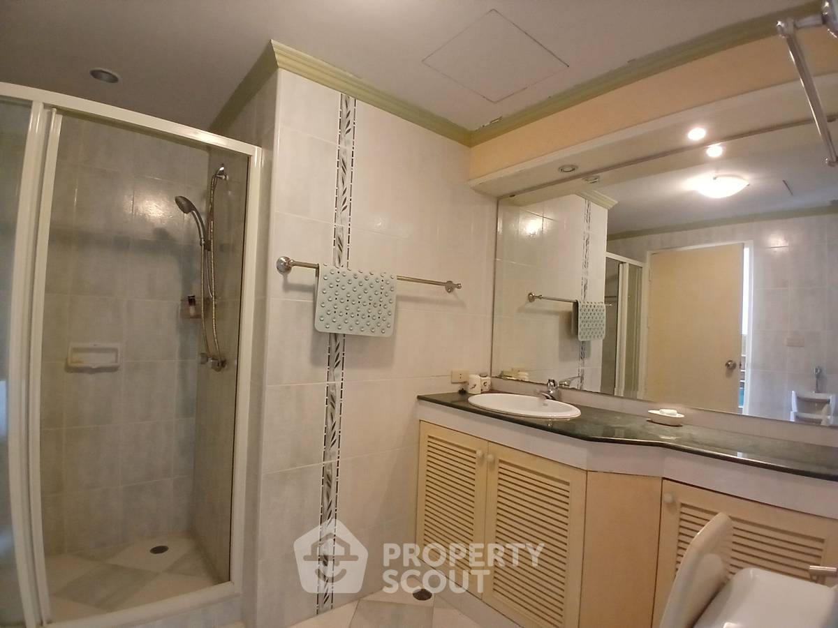 รูป คอนโด 4 ห้องนอน 250 ตร.ม. ขาย The Royal Princess Condo โซนหนองแก (ID 1560289) - รูปที่ 9/12