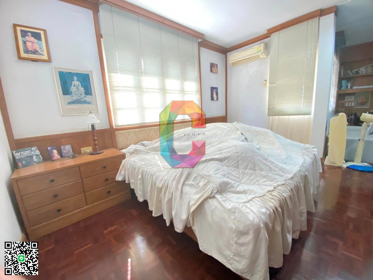 รูป ขาย บ้านเดี่ยว หลังมุม 135 ตร.ว. เน้นที่ดิน ขายตามสภาพ ม.ธารารมณ์ ซ.รามคำแหง150  6+1นอน มีห้องด้านล่าง - รูปที่ 22/24
