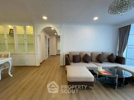 รูปภาพ 3-BR Condo at D.S. Tower 2 Sukhumvit 39 Condominium near MRT Sukhumvit (ID 2940449)