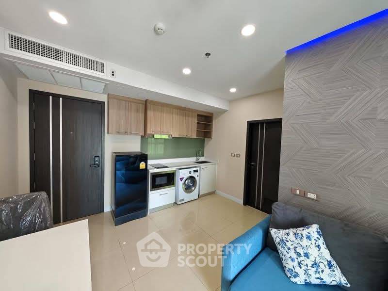 รูป คอนโด 1 ห้องนอน 35 ตร.ม. ชั้น 10 โครงการ Dusit Grand Condo View 📍 จอมเทียน (ID 2366473) - รูปที่ 3/7