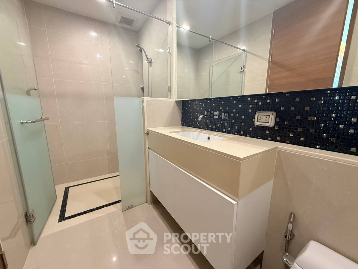 รูป คอนโด 2 ห้องนอน The Address Sathorn ชั้น 33 ใกล้ BTS เซนต์หลุยส์ 200 ม. (ID 1450935) - รูปที่ 25/28