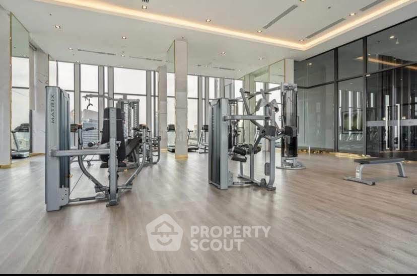 picture Studio Condo at Life One Wireless near BTS Phloen Chit (ID 2529417) - 23/28