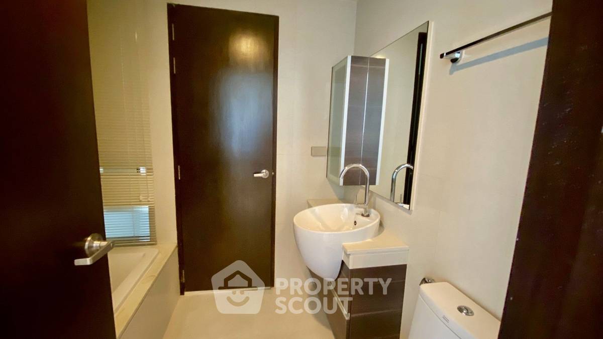 picture 1-BR Condo at Sky Walk Residences near BTS Phra Khanong (ID 1941918) - 9/9