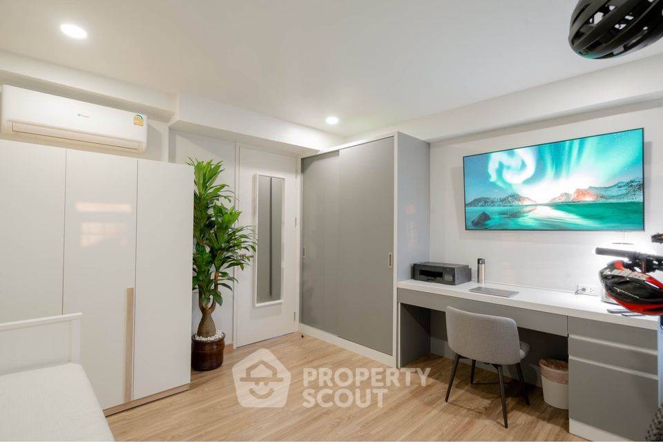 picture 2-BR Condo At Milford Paradise, 15th Floor, 96 Sqm (ID 1869737) - 19/19