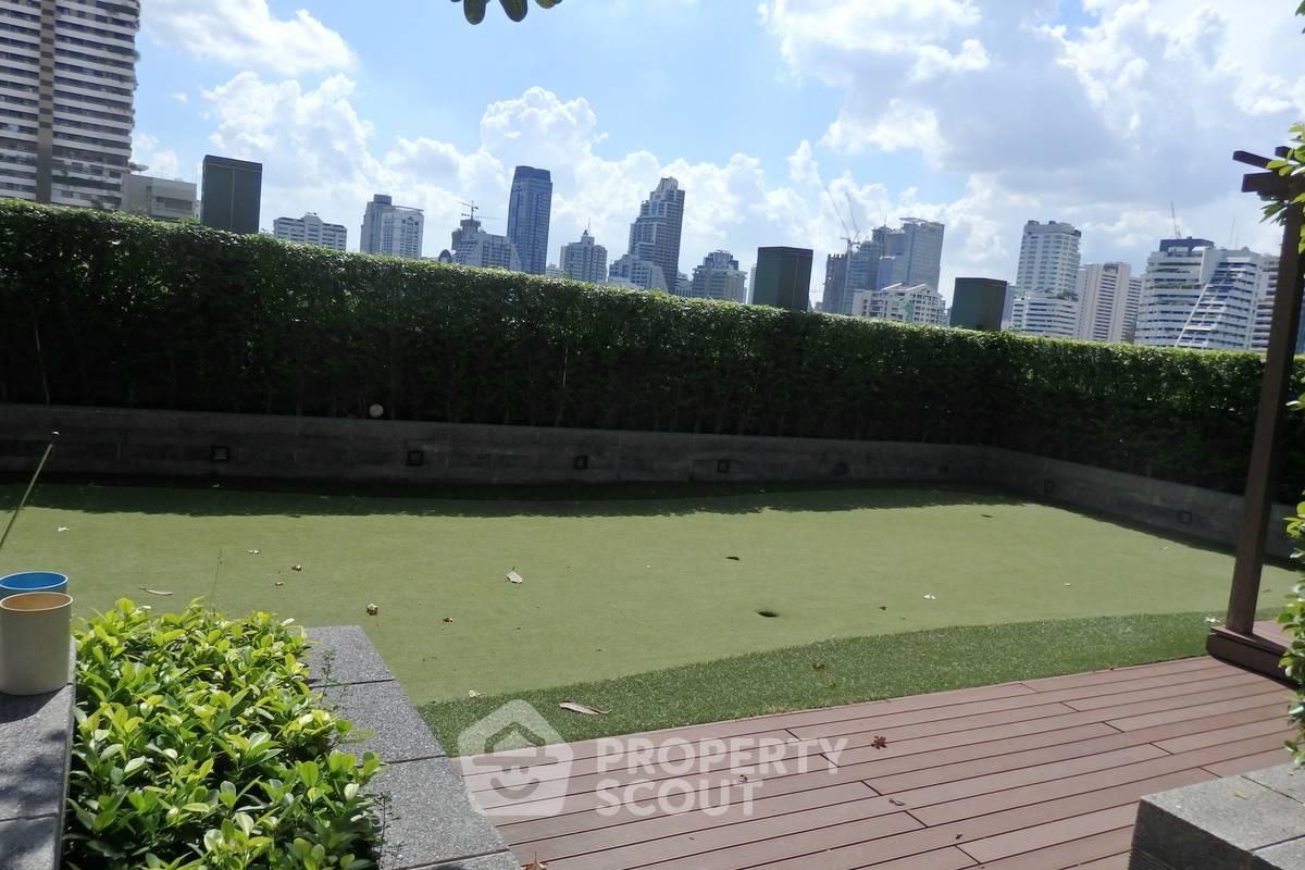 picture 2-BR Condo at Villa Asoke near MRT Phetchaburi (ID 883872) - 35/74