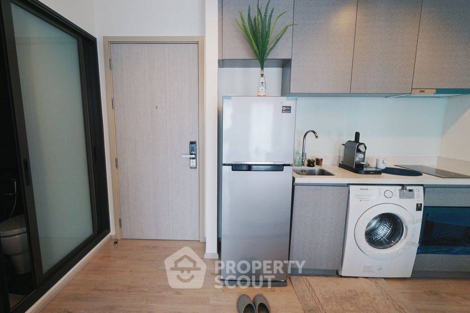 รูป คอนโด 1-ห้องนอน ที่ ริทึ่ม สุขุมวิท 36-38 ใกล้ BTS ทองหล่อ (ID 465446) - รูปที่ 2/6
