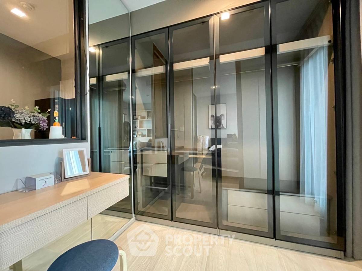 picture 1-BR Condo At Life One Wireless, 39th Floor Near BTS Phloen Chit (ID 655549) - 8/10