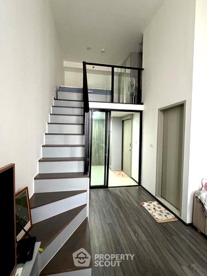 Condos for sale : 1-BR Condo For Sale Knightsbridge Space Ratchayothin, Near BTS Ratchayothin (ID 2959656)