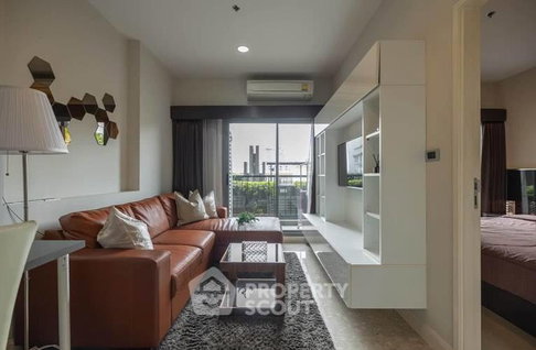 1-BR Condo At The Crest Sukhumvit 34, 200m to BTS Thong Lor (ID 1981387)