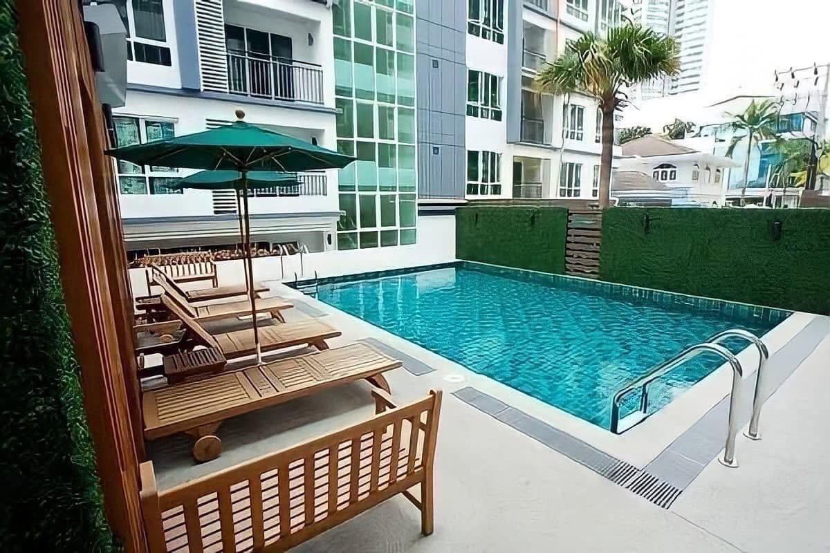 รูป 🔥ขาย คอนโด   Voque Sukhumvit 16 โวค สุขุมวิท 16  ห้องใหญ่ ไซส์หายาก เครื่องใช้ไฟฟ้าและเฟอร์นิเจอร์ครบ✨ พร้อมรถรับ-ส่ง BTS อโศก ฟรี! - รูปที่ 10/13