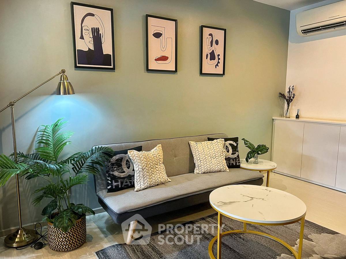 รูป คอนโด 1-ห้องนอน ที่ ริทึ่ม สุขุมวิท42 ใกล้ BTS เอกมัย (ID 1106335) - รูปที่ 2/16
