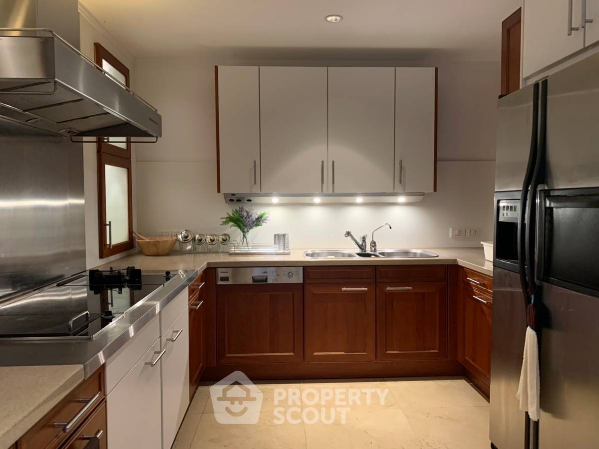 picture 4-BR Condo at Las Colinas near BTS Asok (ID 566147) - 11/40