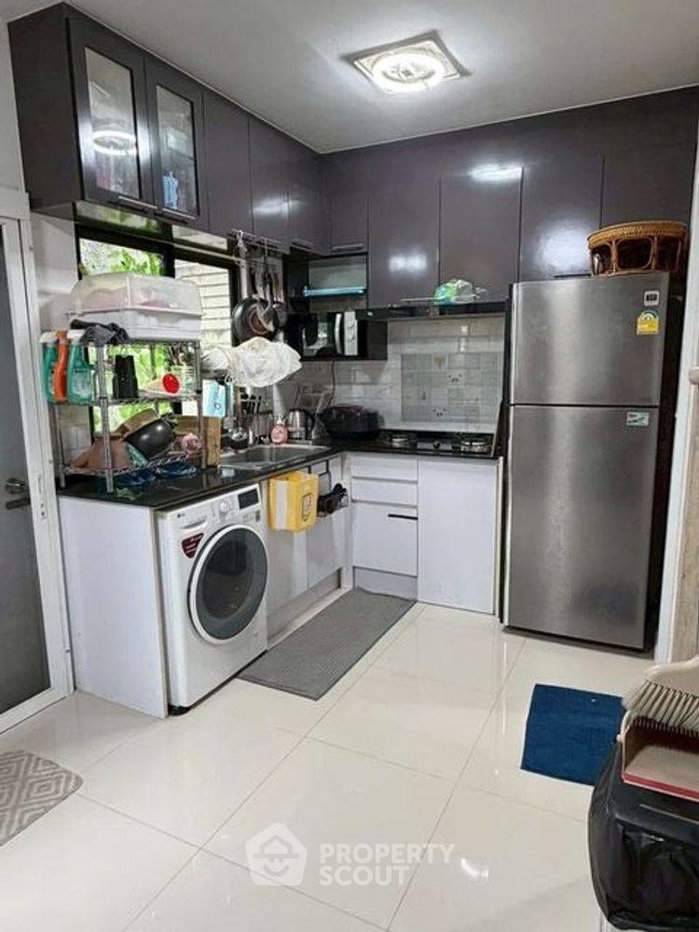 picture 3-BR Townhouse in Sai Mai (ID 2957624) - 3/10