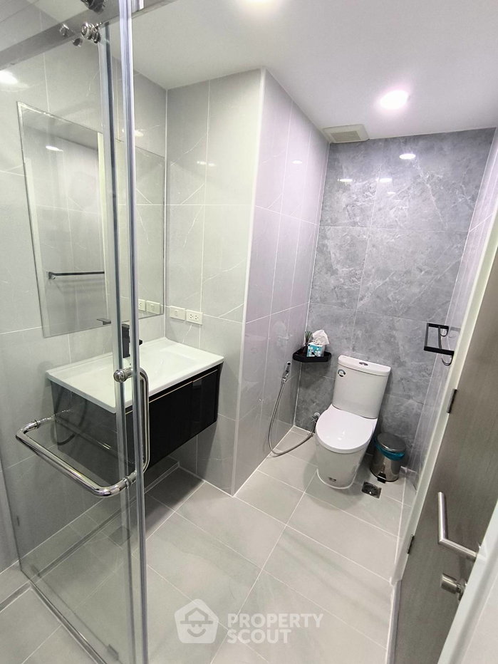 picture 1-BR Condo at Master View Executive Place Condominium near BTS Krung Thon Buri (ID 1813123) - 11/13