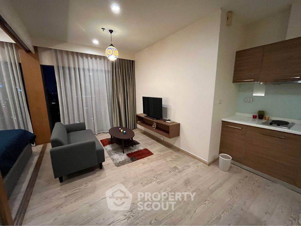 picture High-Floor 1-BR 43 Sqm At Noble Remix, 100m to BTS Thong Lor (ID 1267645) - 3/9