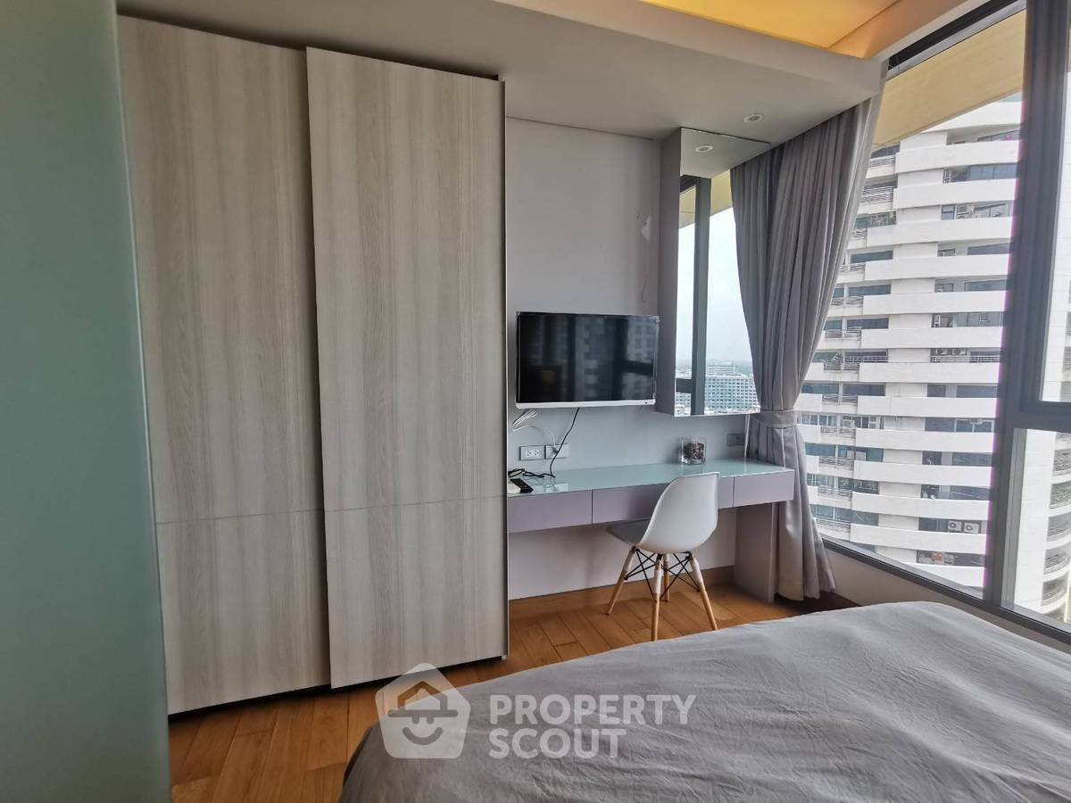 picture 2-BR Condo at The Lumpini 24 near BTS Phrom Phong (ID 567261) - 6/11