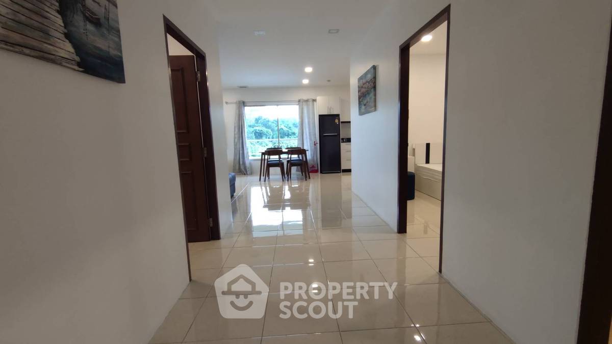 picture 3-BR Condo at Nordic Park Hill close to Phratamnak (ID 1798402) - 8/19