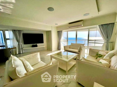 Condos for sale : 2-BR Condo at Metro Jomtien Condotel close to Jomtien Beach (ID 2087768)