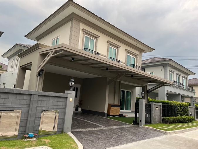 ขายบ้านเดี่ยว 4 ห้องนอน 140 ตร.ม. 50.6 ตร.ว. แกรนดิโอ เพชรเกษม 81