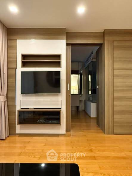 picture 2-BR Condo at Noble Ploenchit near BTS Phloen Chit (ID 2576919) - 2/10