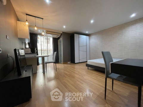 1-BR Condo at 39 Suites near BTS Phrom Phong (ID 328008)