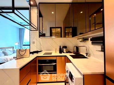 คอนโดให้เช่า : คอนโด สตูดิโอ ที่ ศุภาลัย ไอคอน สาทร ใกล้ MRT สีลม (ID 2824395)