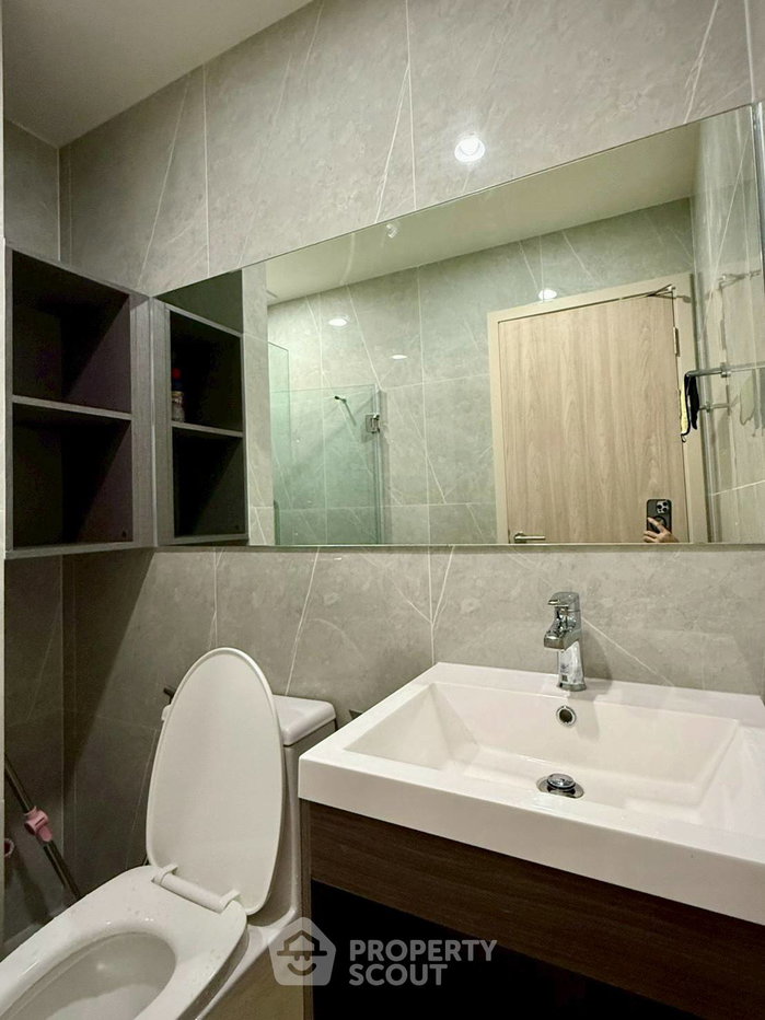 picture 1-BR Condo at Nue District R9 near MRT Phra Ram 9 (ID 2569370) - 12/15
