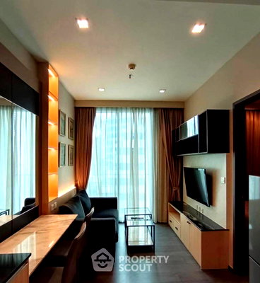 คอนโดให้เช่า : คอนโด 1-ห้องนอน ที่ ดิ เอดจ์ สุขุมวิท 23 ใกล้ MRT สุขุมวิท (ID 2537279)