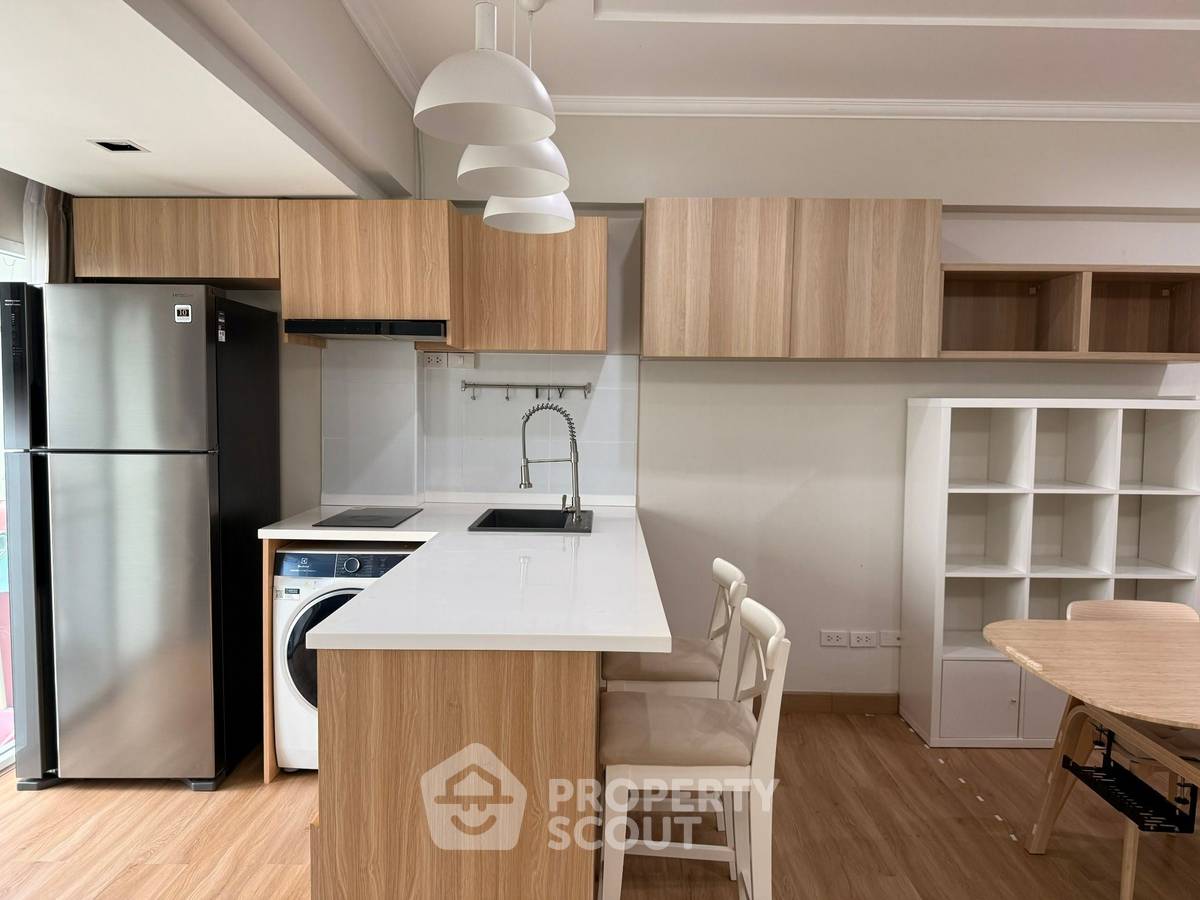 รูป คอนโด 1-ห้องนอน ที่ ฟลอเลส สาทร เรสซิเด้นซ์ ใกล้ BTS สุรศักดิ์ (ID 1929746) - รูปที่ 6/10