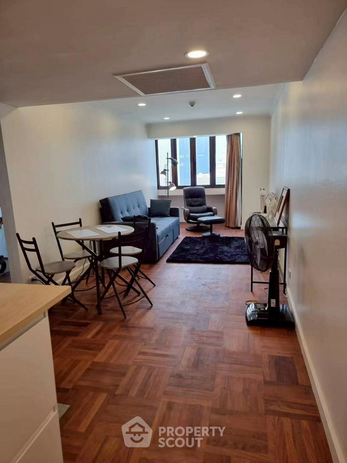 รูป คอนโด 1-ห้องนอน ที่ ออมนิ ทาวเวอร์ ใกล้ BTS นานา (ID 2809469) - รูปที่ 1/5