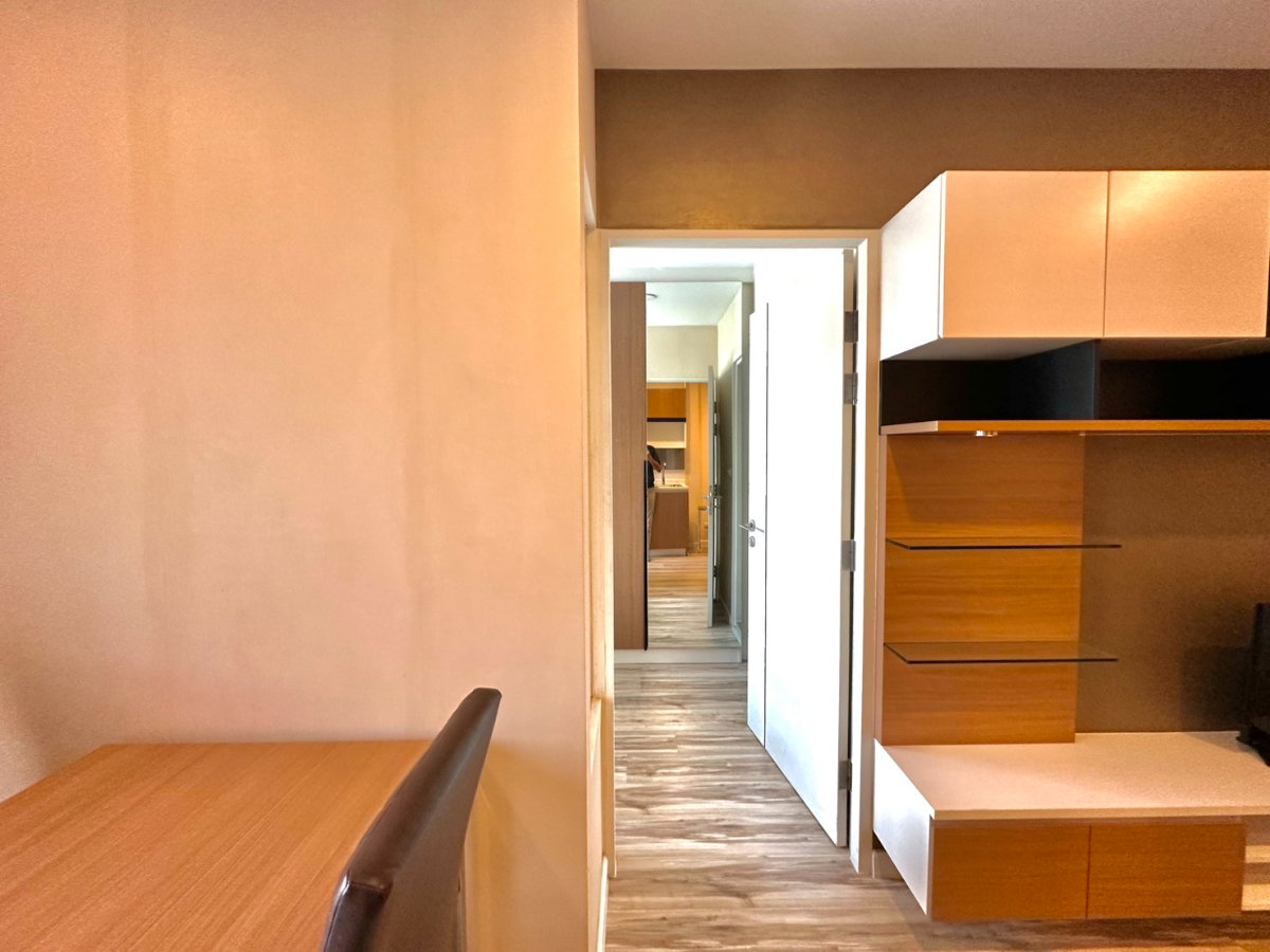 รูป ให้เช่า : Plus condo 1 ห้องนอน วิวทะเล - ตกแต่งสวย พร้อมเข้าอยู่ - 9,000 เท่านั้น - รูปที่ 6/19