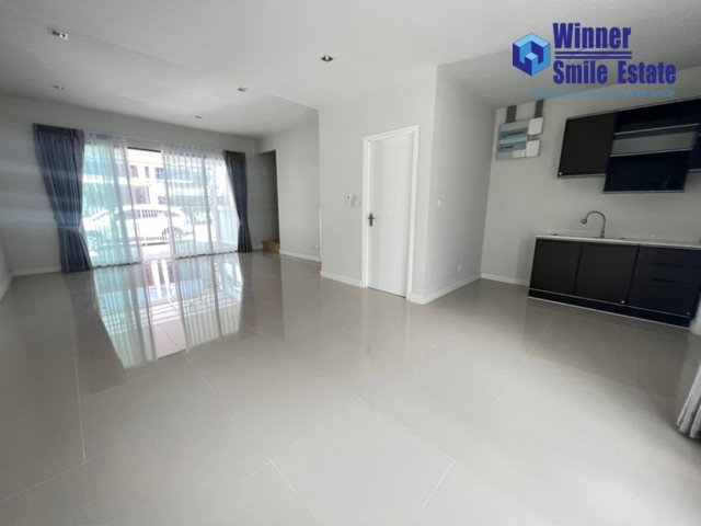 รูป ให้เช่า โฮมออฟฟิต เพล็กซ์ บางนา Plex Bangna 3 ชั้น 190 ตร.ม. ถนนเมน - รูปที่ 2/10